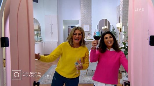Girls' Night In with Courtney & Jane - 1/10